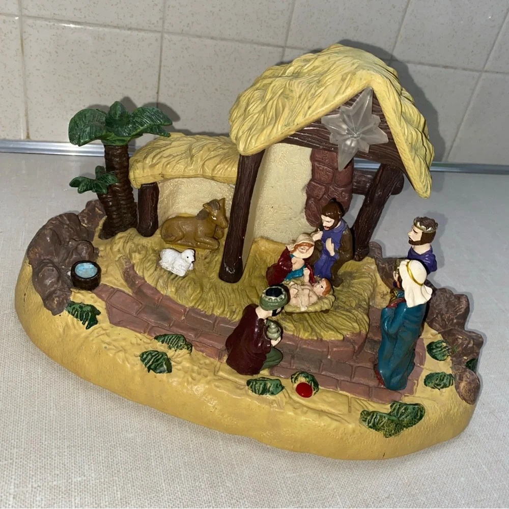 Vintage GEMMY Nativity Scene LIghts-Up & Tells‎ Christmas Story Birth of Jesus